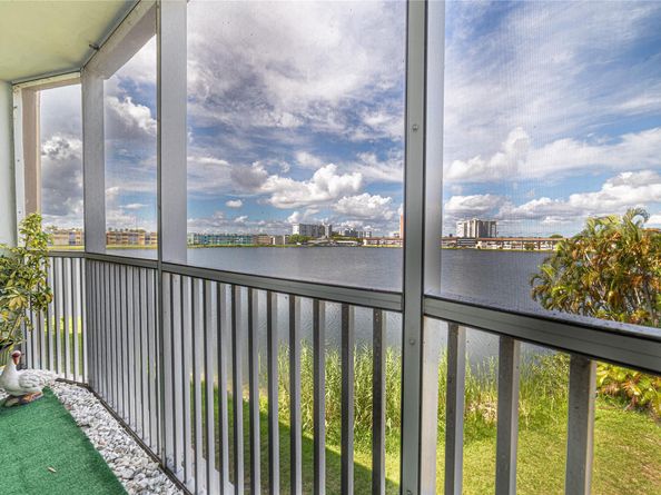 1660 NE 191st St 3111, Miami FL 33179