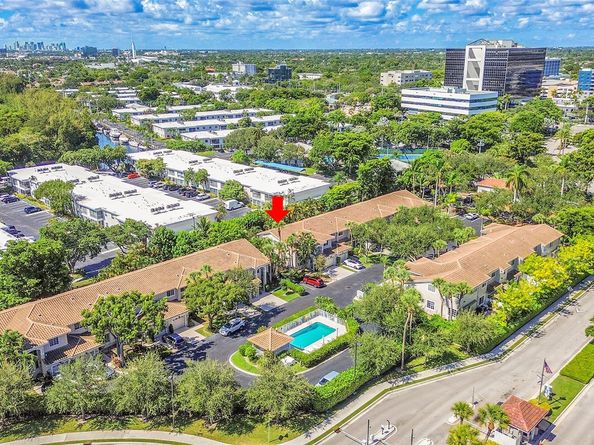 2922 Port Royale Ln, Fort Lauderdale FL 33308