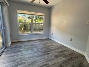 4190 SW 70th Ter, Davie FL 33314