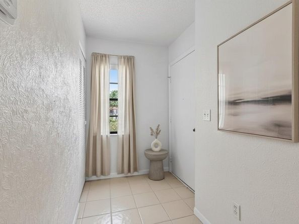 9283 Vista Del Lago 37J, Boca Raton FL 33428