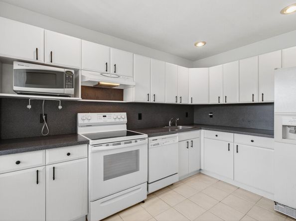 9283 Vista Del Lago 37J, Boca Raton FL 33428