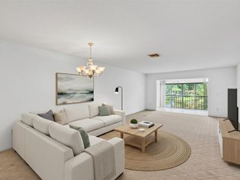 9283 Vista Del Lago