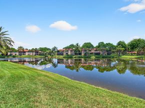 9283 Vista Del Lago 37J, Boca Raton FL 33428