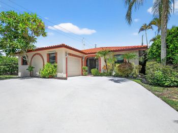 1035 Soelca Drive