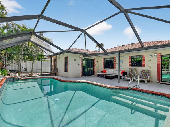 1035 Soelca Drive, West Palm Beach FL 33405