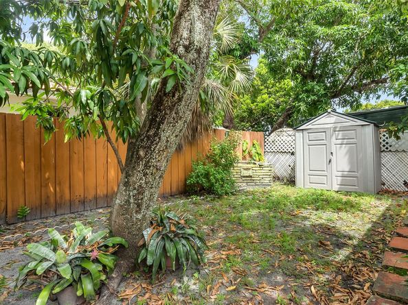 1530 SW 24th Ave, Miami FL 33145