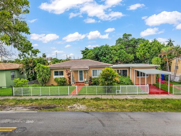 1530 SW 24th Ave, Miami FL 33145