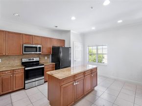 168 SW 6th Ct 168, Pompano Beach FL 33060