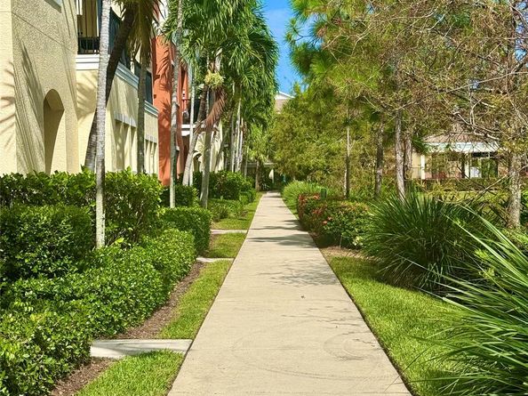 168 SW 6th Ct, Pompano Beach FL 33060