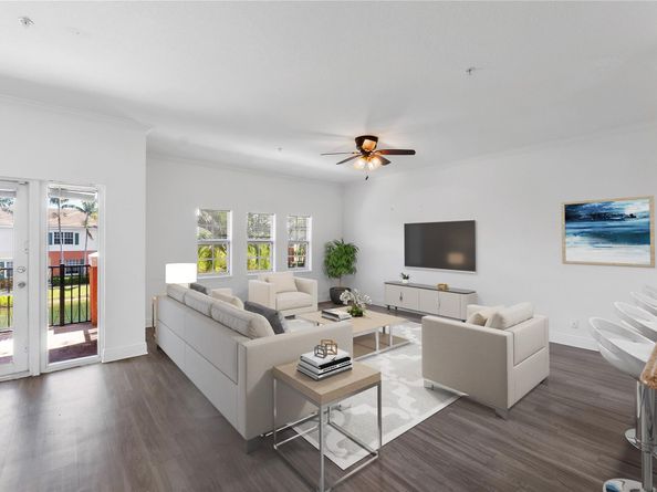 168 SW 6th Ct, Pompano Beach FL 33060