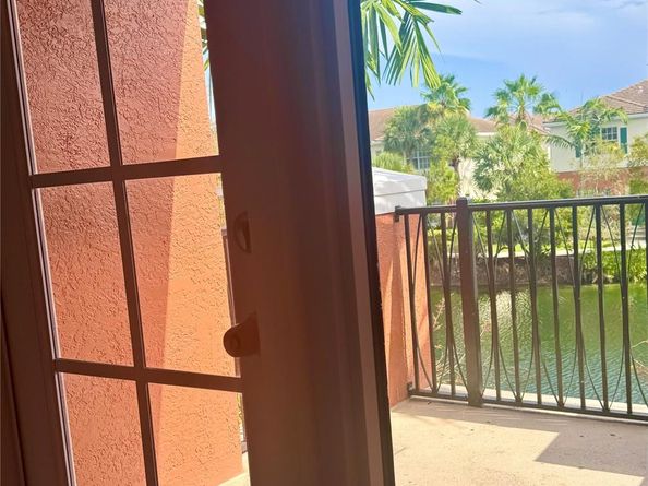 168 SW 6th Ct, Pompano Beach FL 33060