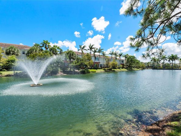 168 SW 6th Ct 168, Pompano Beach FL 33060