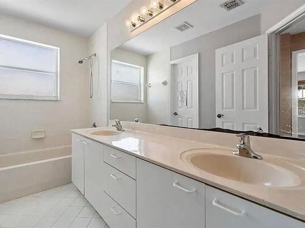 1777 Annandale Circle, Royal Palm Beach FL 33411