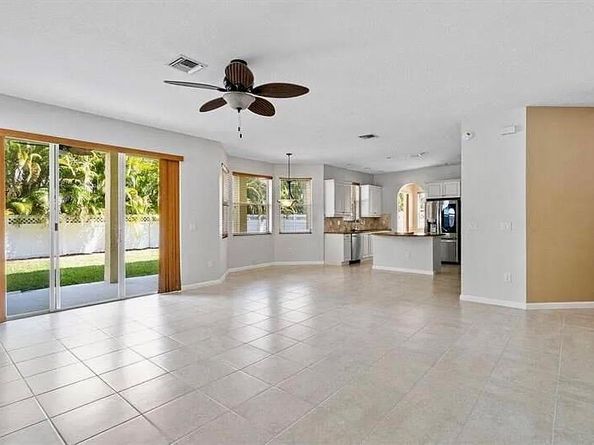 1777 Annandale Circle, Royal Palm Beach FL 33411