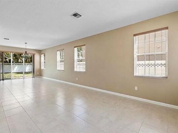 1777 Annandale Circle, Royal Palm Beach FL 33411