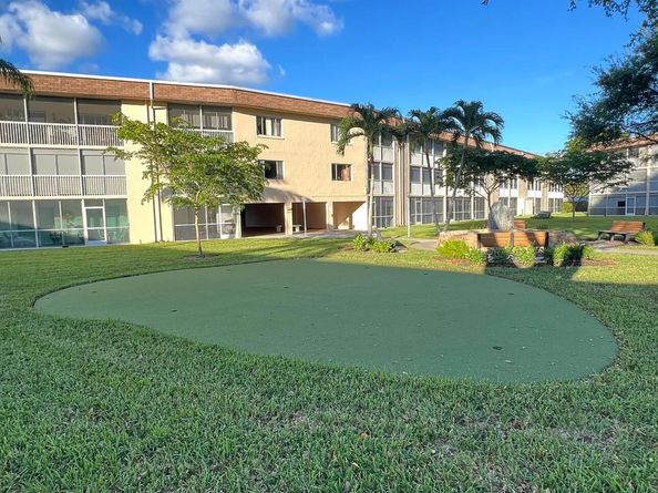 300 Village Green Circle S 217, Palm Springs FL 33461