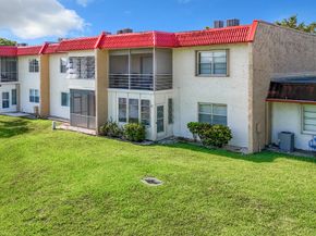 133 Lake Evelyn Drive, West Palm Beach FL 33411