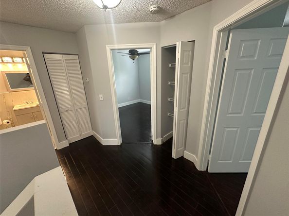 4792 Lago Vista Dr 4792, Coconut Creek FL 33073