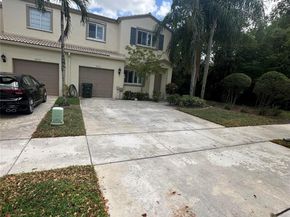 4792 Lago Vista Dr 4792, Coconut Creek FL 33073