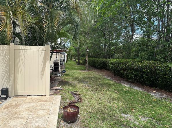 4792 Lago Vista Dr 4792, Coconut Creek FL 33073