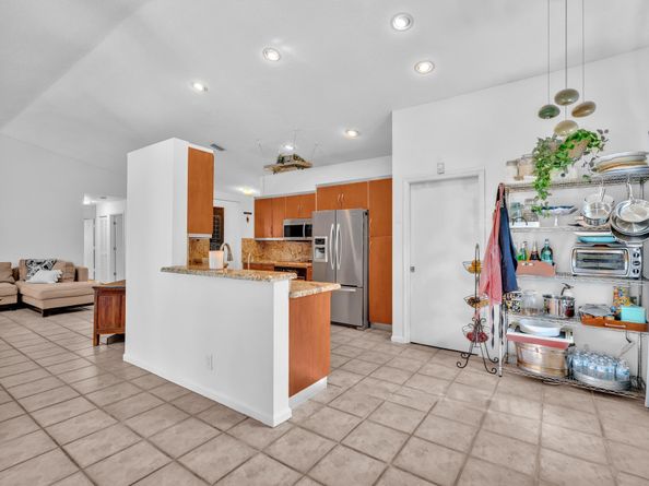 498 Oregon Lane, Boca Raton FL 33487