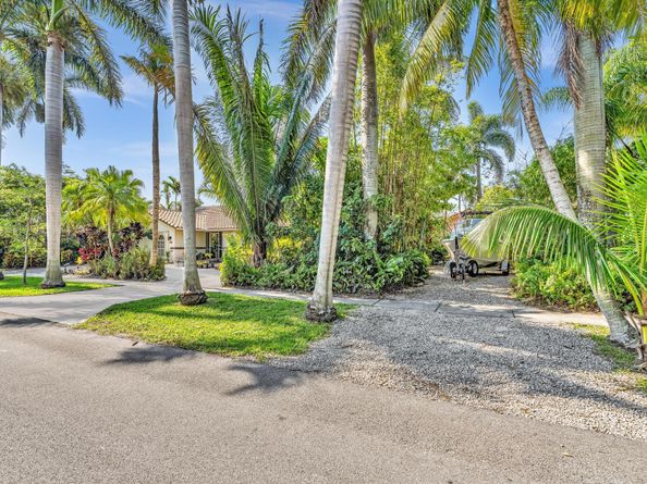 498 Oregon Lane, Boca Raton FL 33487