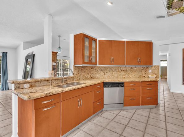 498 Oregon Lane, Boca Raton FL 33487
