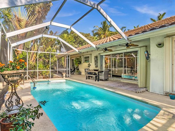 498 Oregon Lane, Boca Raton FL 33487