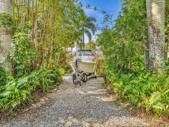 498 Oregon Lane, Boca Raton FL 33487