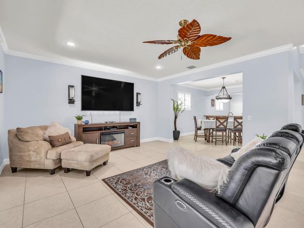 148 Cypress Cove, Jupiter FL 33458