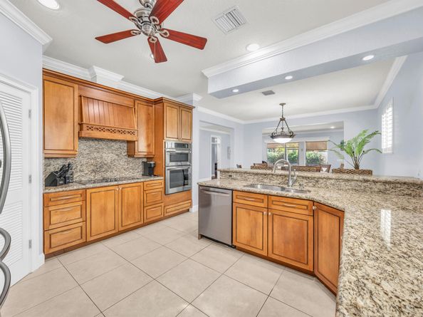148 Cypress Cove, Jupiter FL 33458