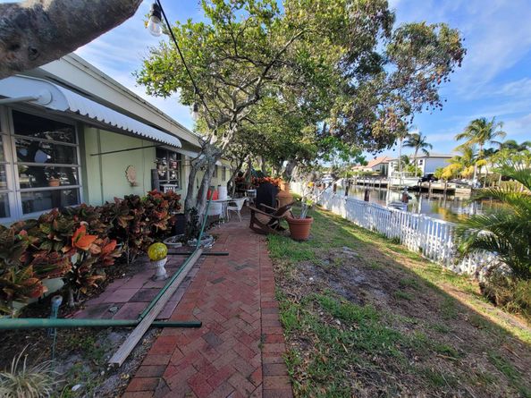 370 SE 14th Ave Avenue, Pompano Beach FL 33060