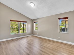 9240 Oak Grove Cir, Davie FL 33328