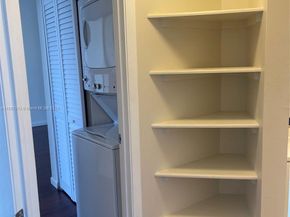 212 Lake Pointe Drive 313, Oakland Park FL 33309