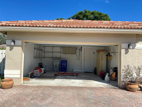 3433 Sands Harbor Trce, Pompano Beach FL 33069