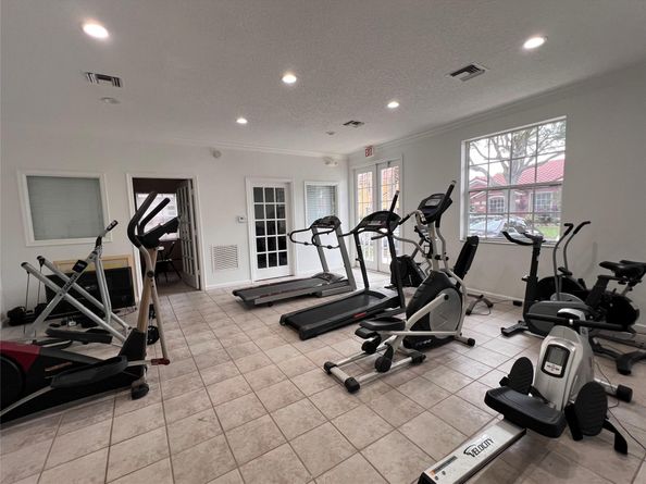 3433 Sands Harbor Trce, Pompano Beach FL 33069