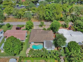 1561 SE 24th Ter, Pompano Beach FL 33062