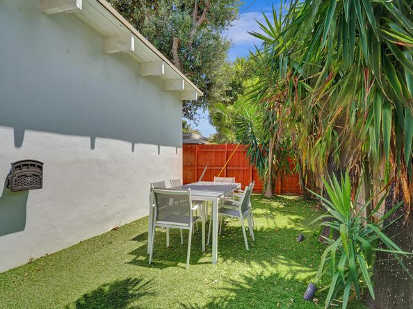 1561 SE 24th Ter, Pompano Beach FL 33062