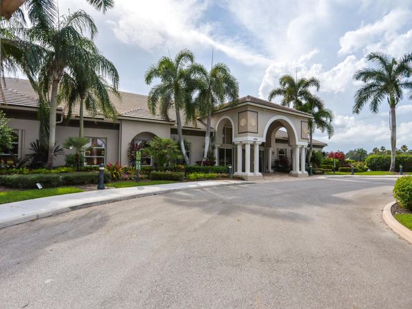 4245 Bluff Harbor Way, Wellington FL 33449