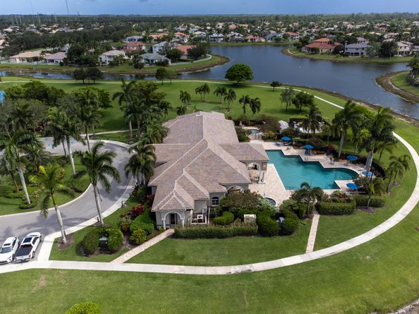 4245 Bluff Harbor Way, Wellington FL 33449