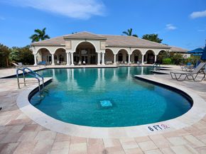 4245 Bluff Harbor Way, Wellington FL 33449