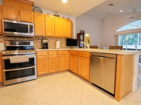4245 Bluff Harbor Way, Wellington FL 33449
