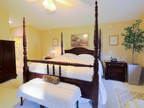 4245 Bluff Harbor Way, Wellington FL 33449