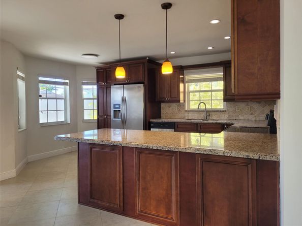 10351 SW 20th Ter, Miami FL 33165