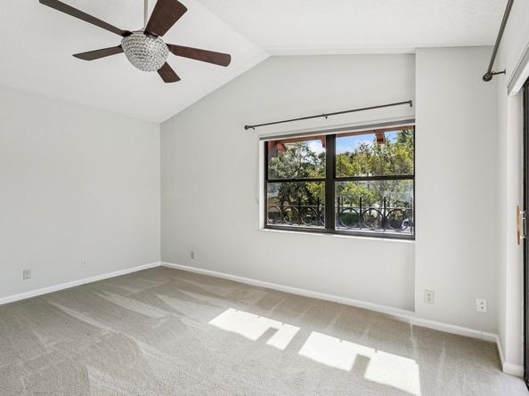 24 Uno Lago Drive, Juno Beach FL 33408