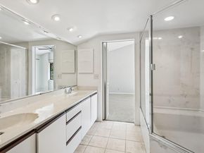 24 Uno Lago Drive, Juno Beach FL 33408