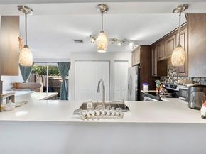12242 NW 36th Pl 12242, Sunrise FL 33323