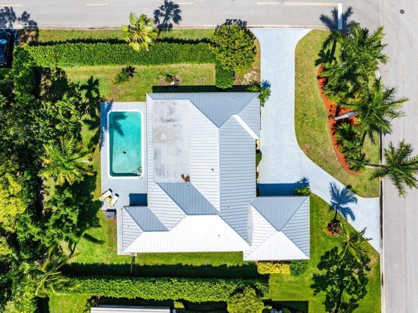 474 S Country Club Drive, Atlantis FL 33462