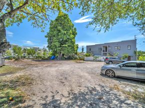 2135 Washington St, Hollywood FL 33020