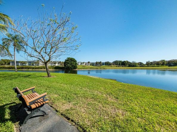 2905 Victoria Place D3, Coconut Creek FL 33066